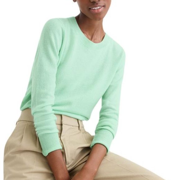 J. Crew Sweaters - J. Crew Cashmere Slim-fit Crewneck Sweater 2019 Size Medium